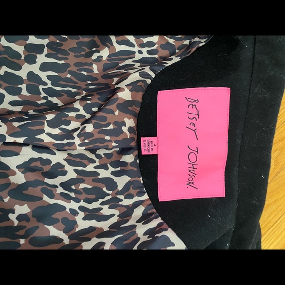 Betsey Johnson coat - Picture 4 of 6